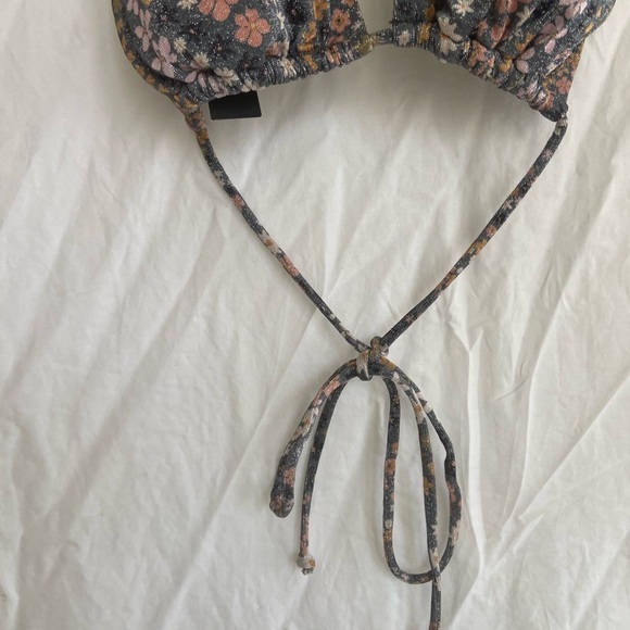 O’Neill MEADOWMIST EMBRY MULTI-WAY TRI TOP Size Medium NEW - Picture 8 of 11